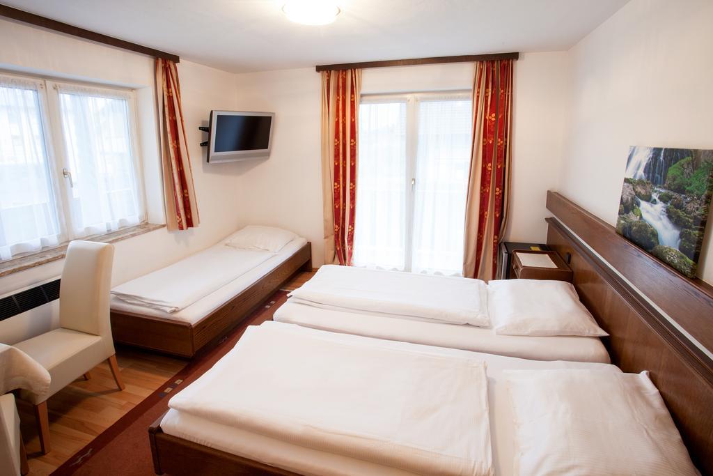Gaestehaus Sunkler Golling an der Salzach Camera foto