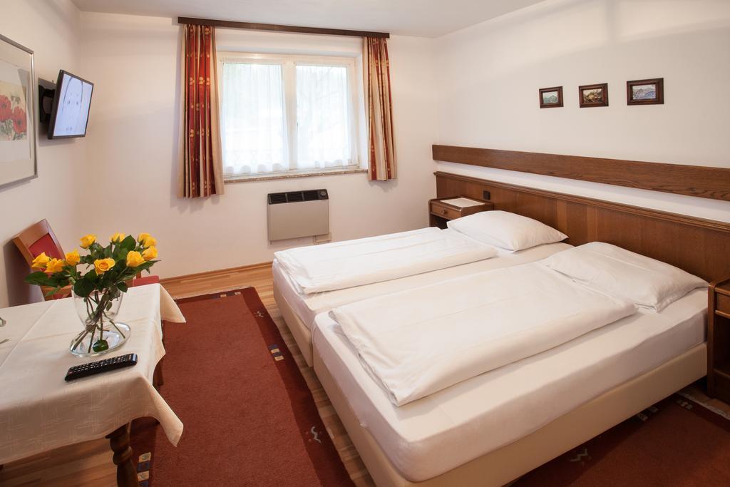Gaestehaus Sunkler Golling an der Salzach Camera foto